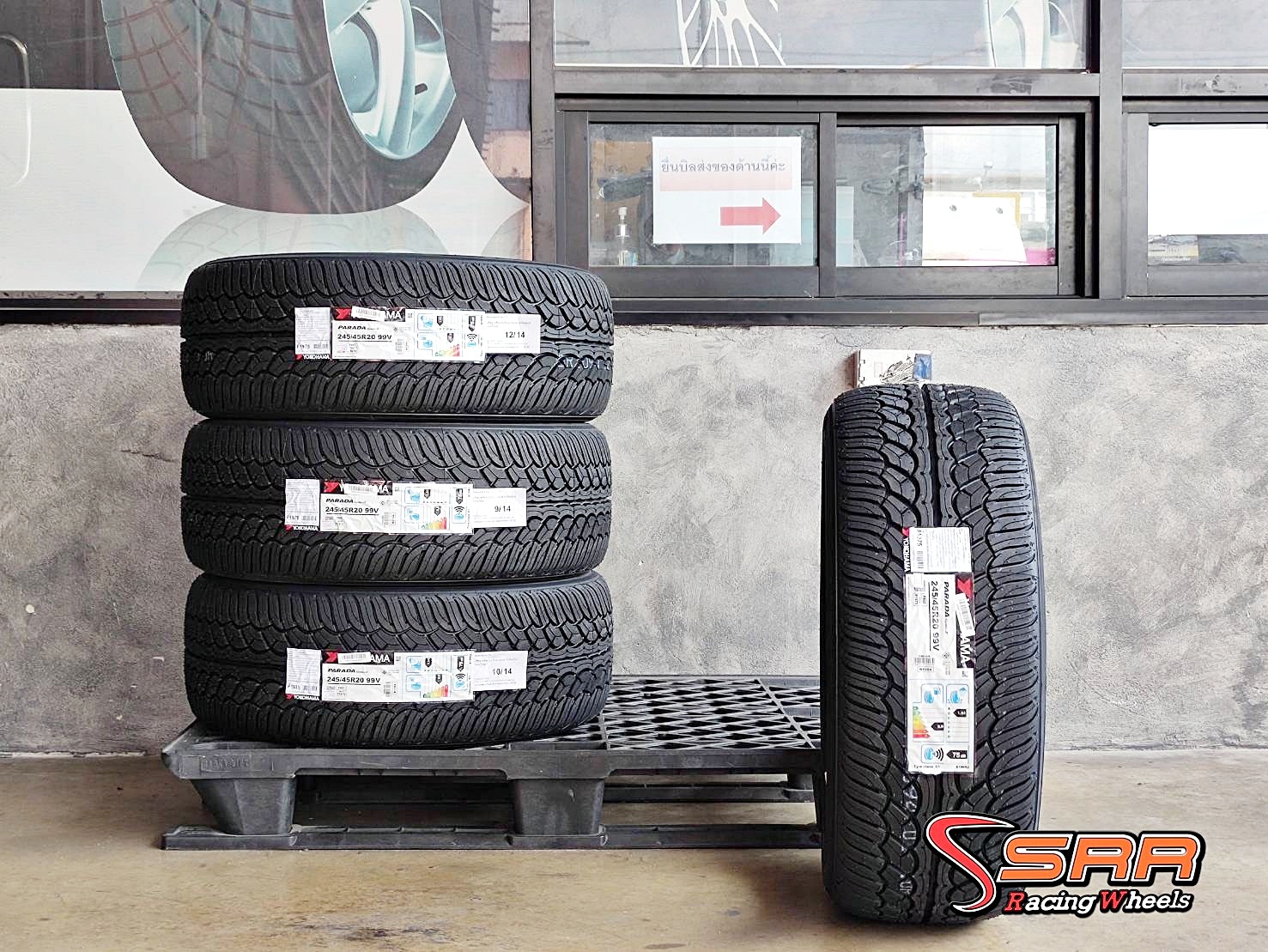 YOKOHAMA PARADA Spec-X 245/45R20 ยางใหม่ปี2021 ราคาพิเศษ