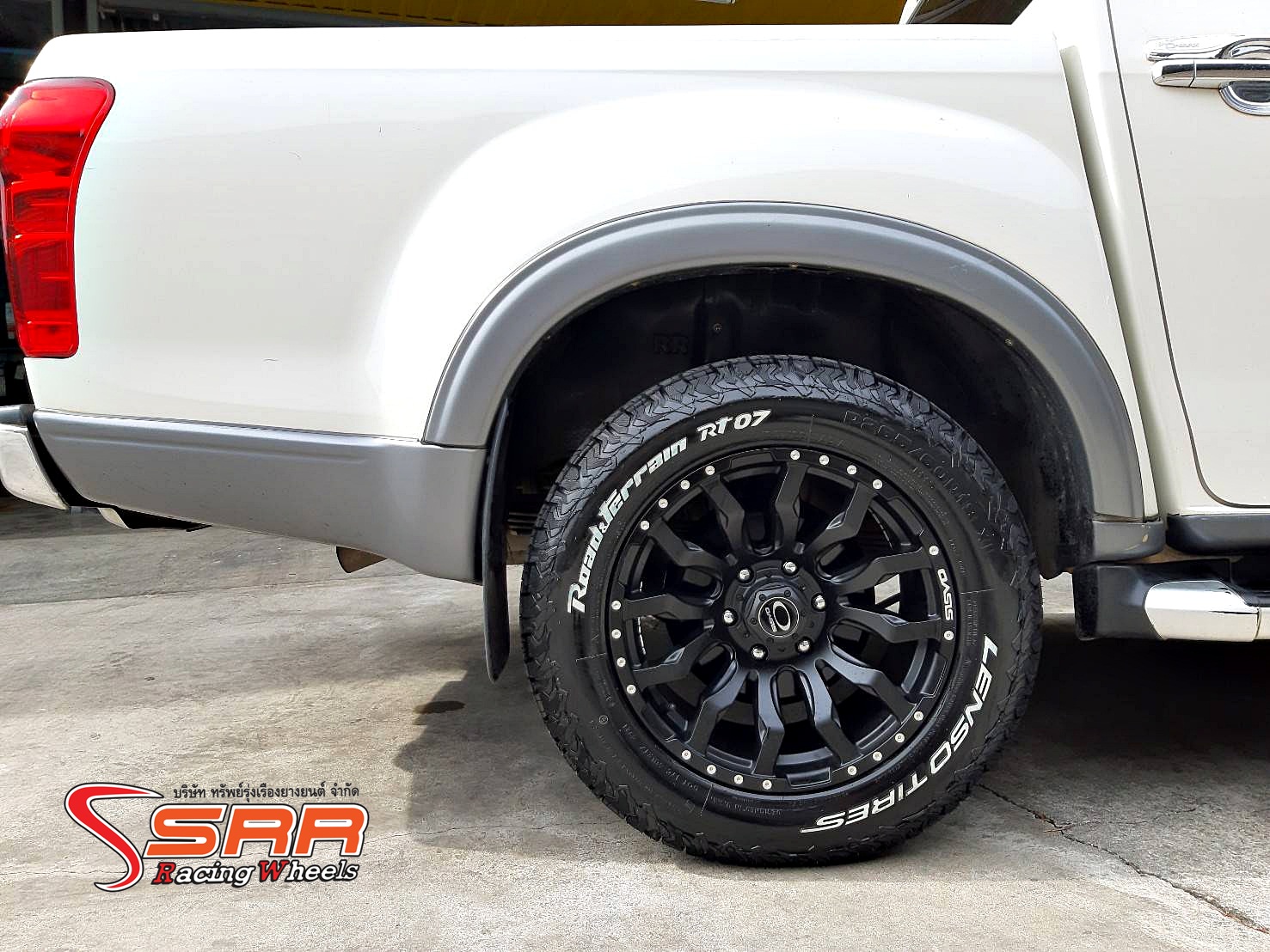 MARVEL-26 OASIS ขอบ18 6H139.7 ET+12 MATTE BLACK+ MILLING POINT