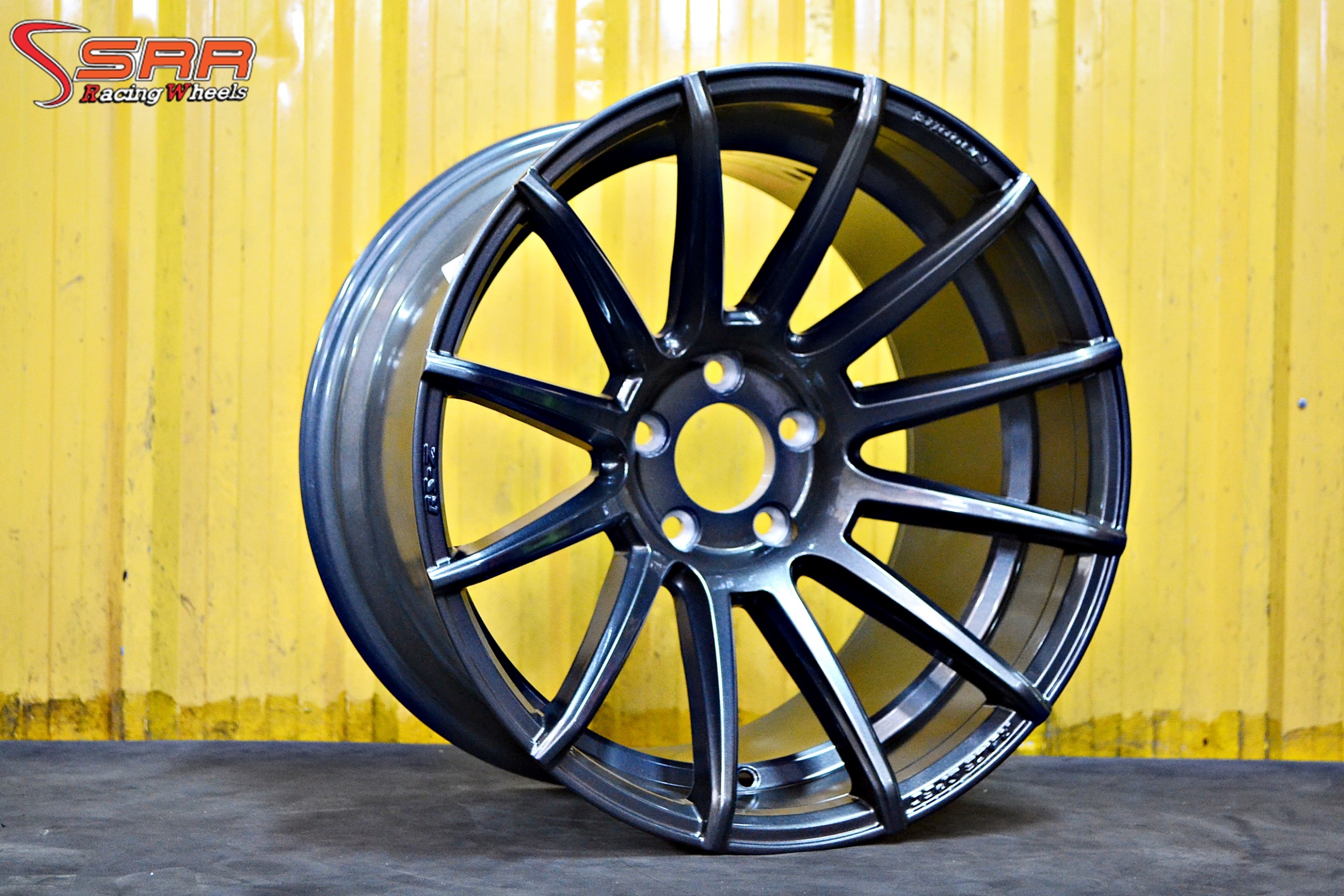 ล้อแม็กซ์ RSZ ขอบ18x10.5 5x114.3 โปรโมชั่นชุดละ 9,800 บาท