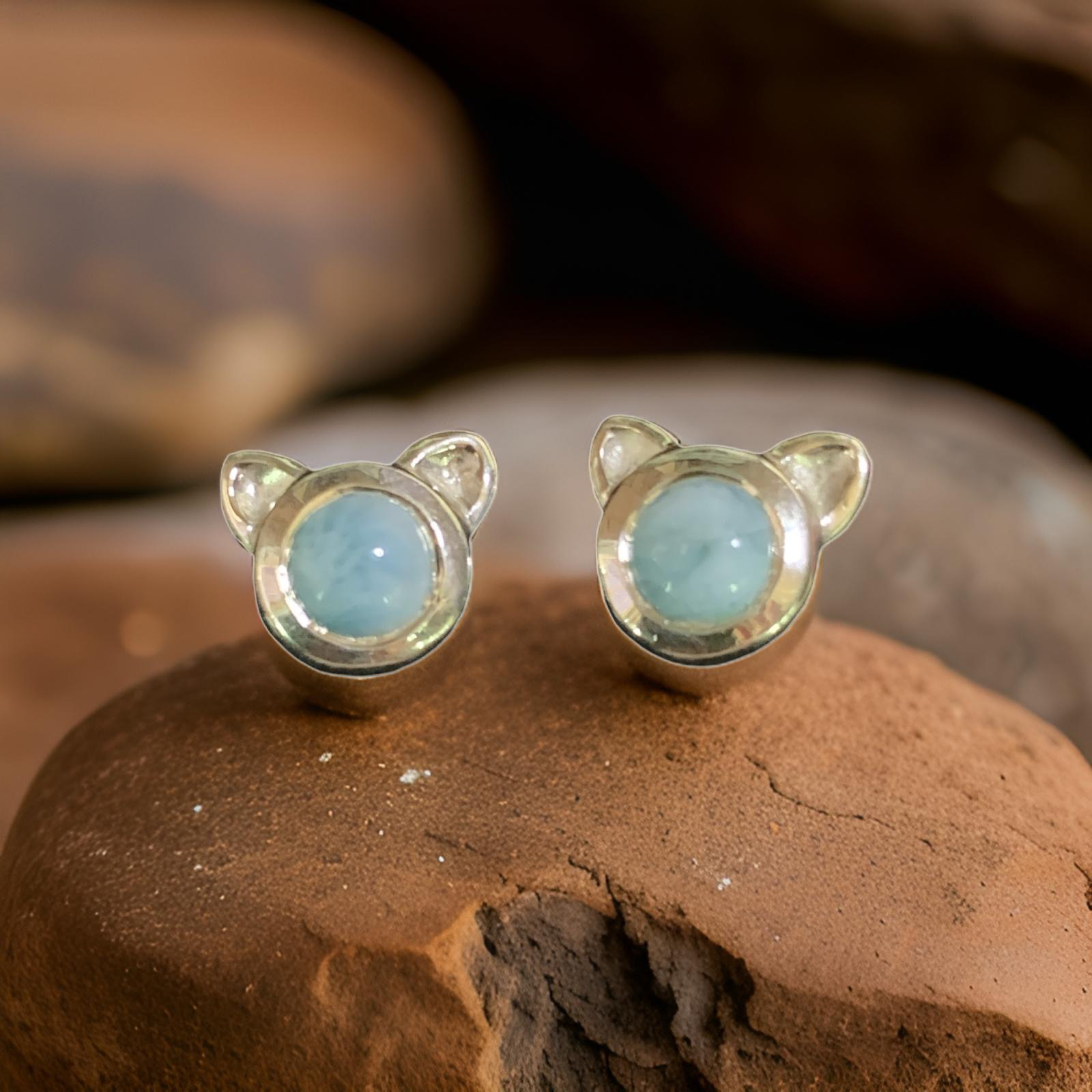 ต่างหูพลอย ลาริมาร์แท้ (NO.TC022) 招 き 猫 แมวนำโชค 💎 Larimar Gemstone earring