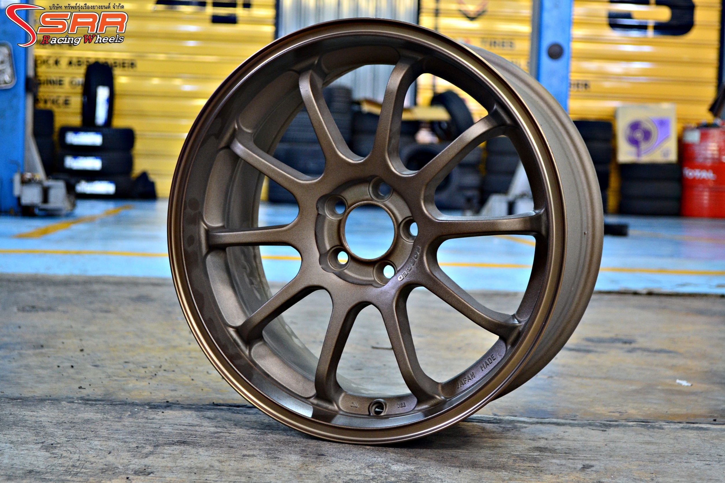 ล้อแม็กซ์ 228 SSW ขอบ17 5x100 ราคาวงละ 2,500 บาท