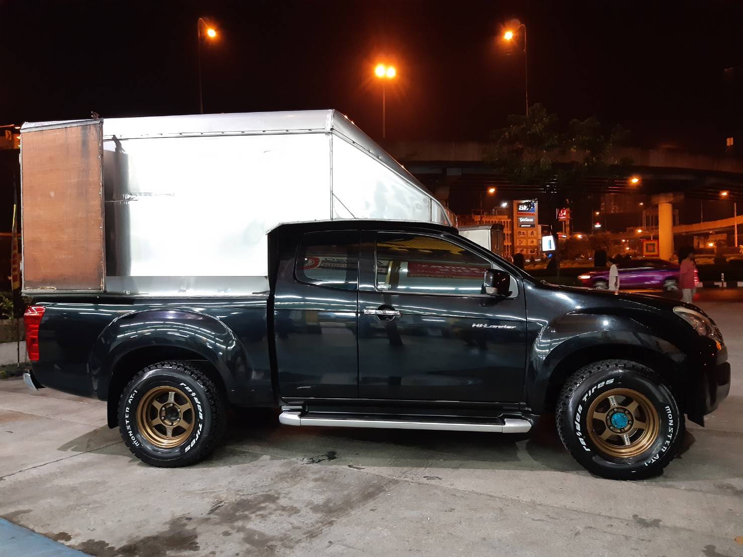 RAIDEN MONSTER AT-1 265/70R16 ยางใหม่ปี19 เส้นละ 3,500 บาท