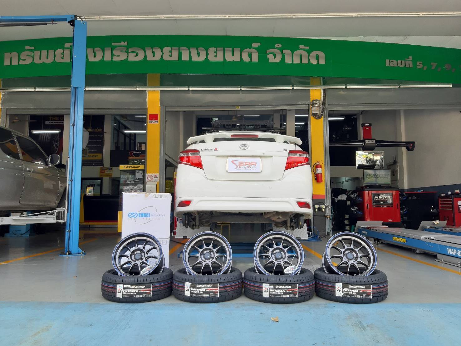 ENKEI TUNING SC55 ขอบ15 ET28 4x100 GGM8QR2B6LK