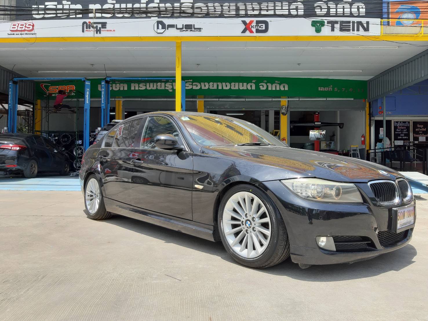 YOKOHAMA ADVAN dB decibel V551 215/50R17 ยางใหม่ลดราคาพิเศษ