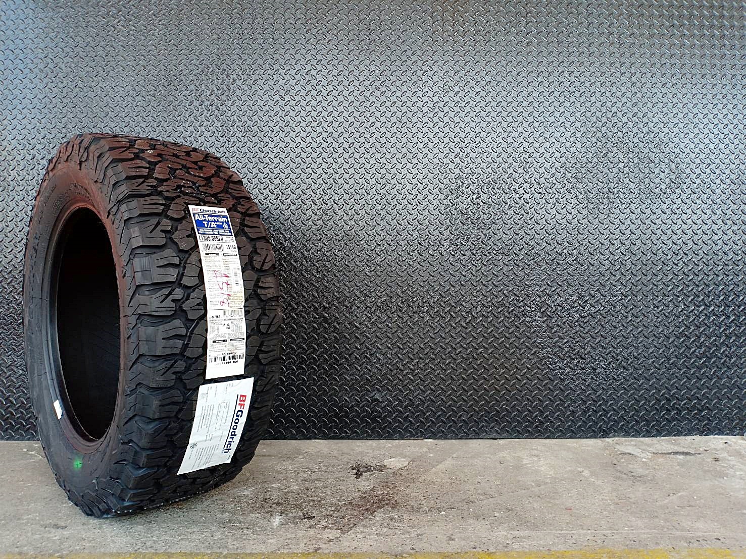 BFGoodrich KO2 305/55R20 ยางออลเทอร์เรน ปี18 MADE IN U.S.A.