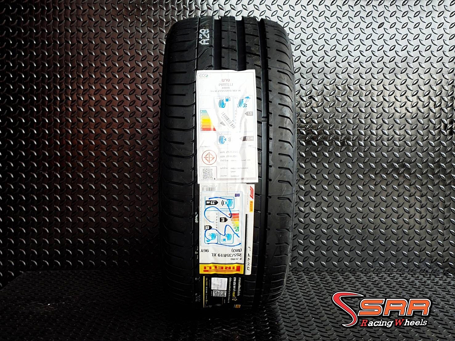 PIRELLI PZERO MO 255/35R19 ยางใหม่ปี2021 ราคาพิเศษ