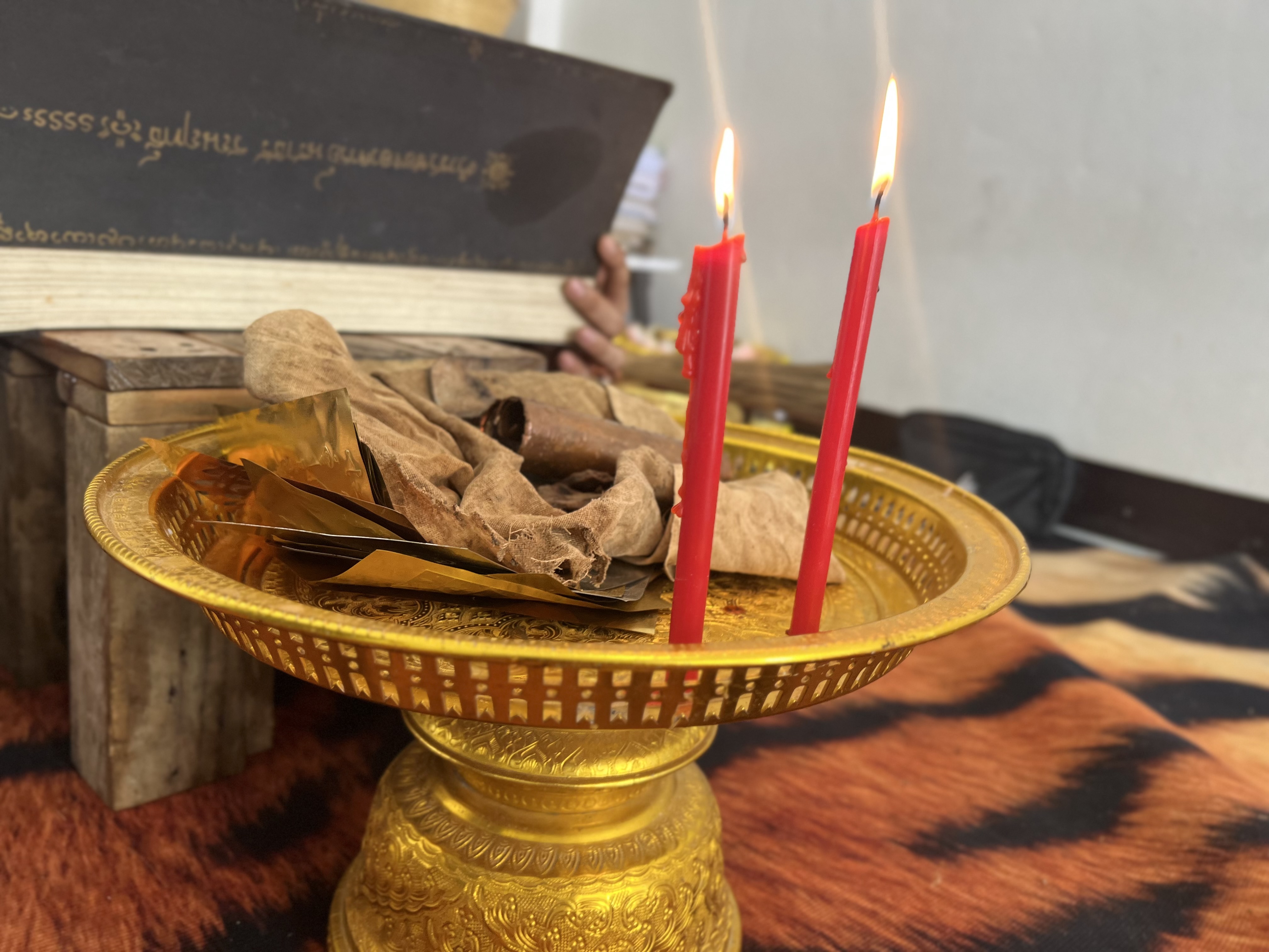 20/07/2566 มาเอามวลสารและจารแผ่นตะกรุดทำงั่งอยุธยา อาจารย์เวียง ขุนแผน