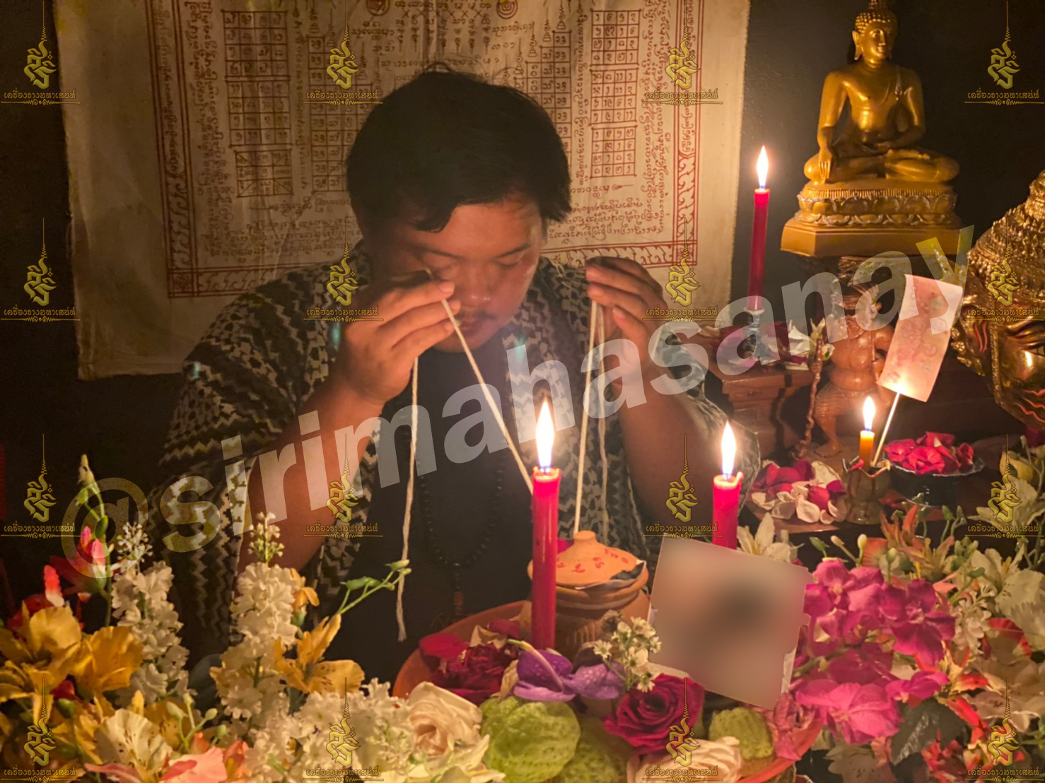 พิธีหอมดอกฮัก อาจารย์เสก สำนักสักยันต์ป๋ารมีเศรษฐีเรือนคำ