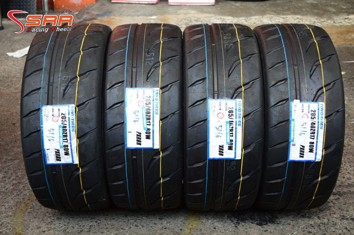 TOYO R888R 205/40ZR17
