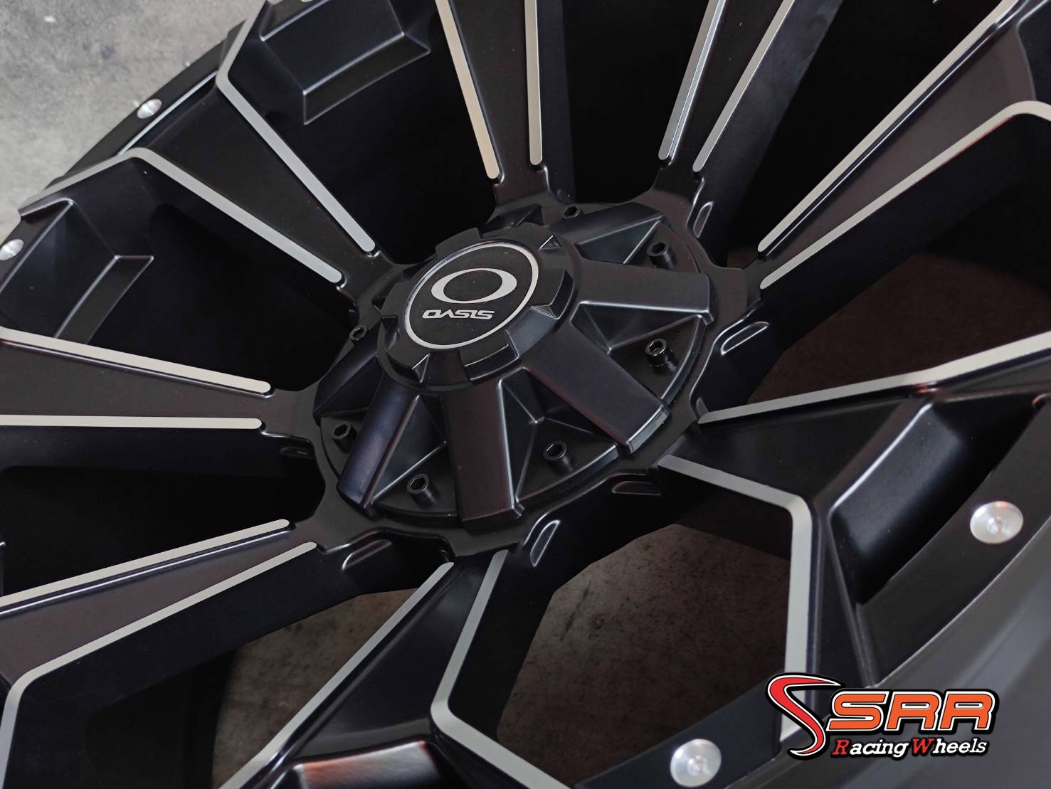 OASIS MT609 20x9 6H139.7 ET18 BKRM ราคาพิเศษ