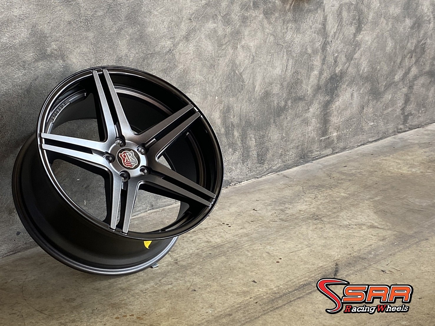 RODERICK RW7 ขอบ20 5H112/114.3 MATT GRAPHITE ล้อแม็กราคาพิเศษ