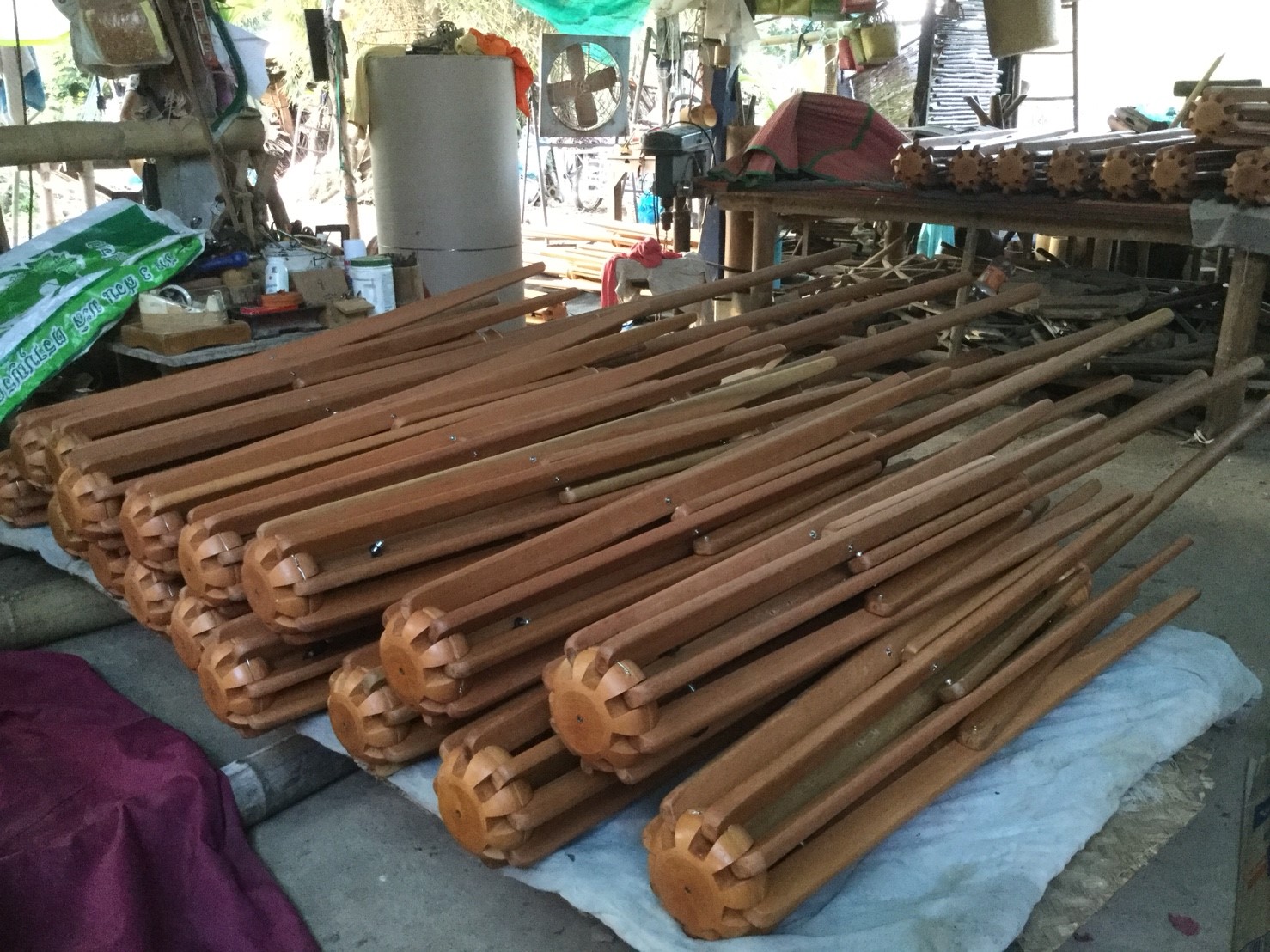 ร่มไม้บ่อสร้าง