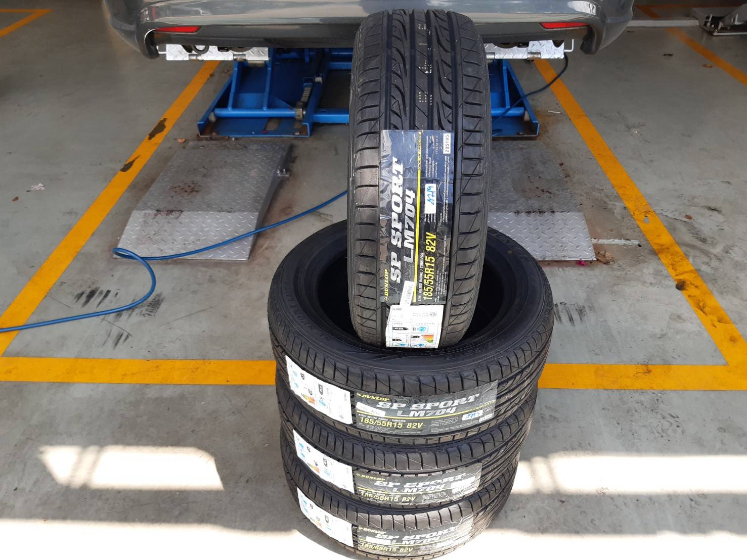 DUNLOP LM704 185/55R15 ยางปี19 ลดราคาพิเศษ