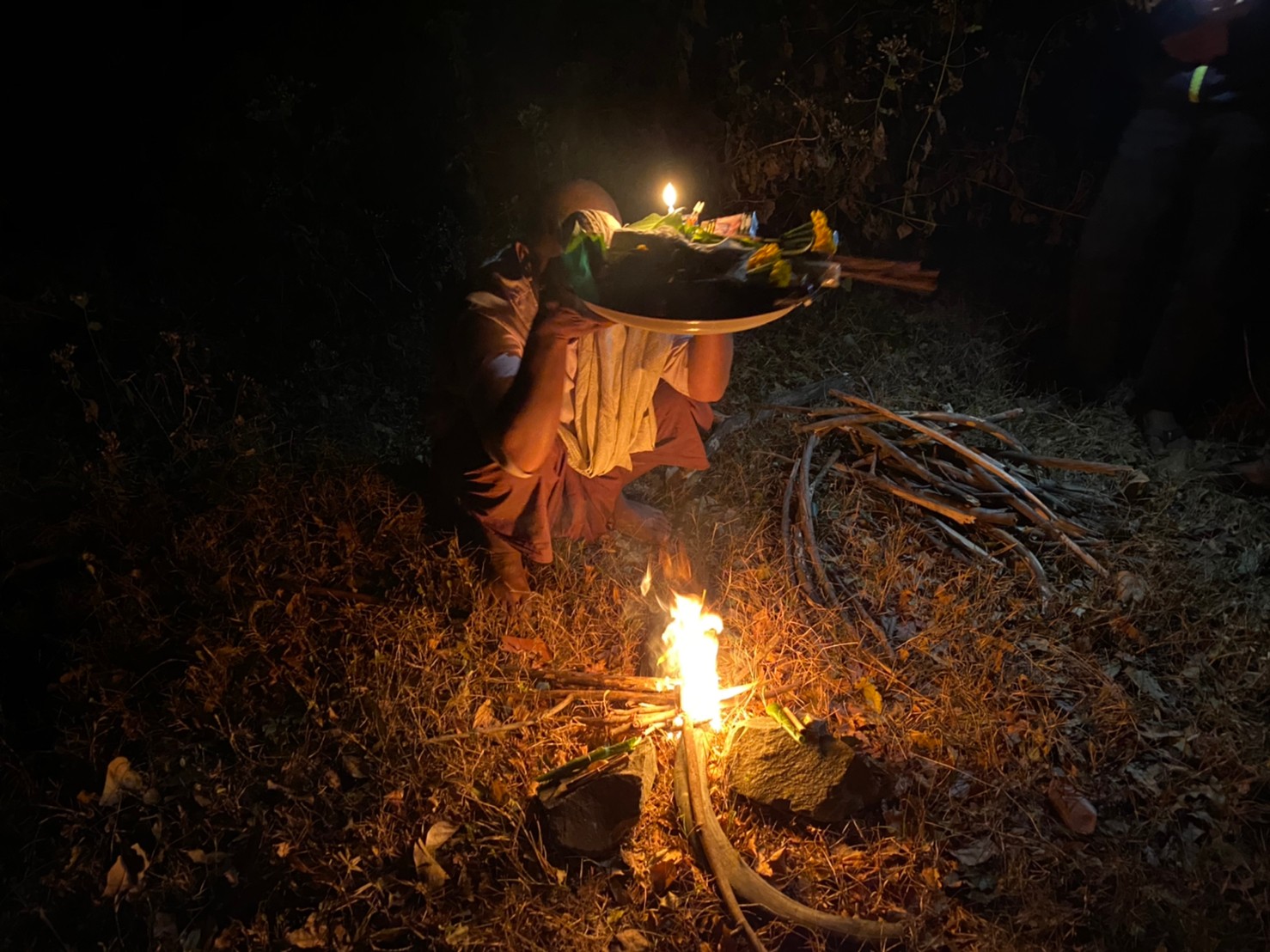 น้ำมันพรายเขมร อาจารย์เขมร (FLT)