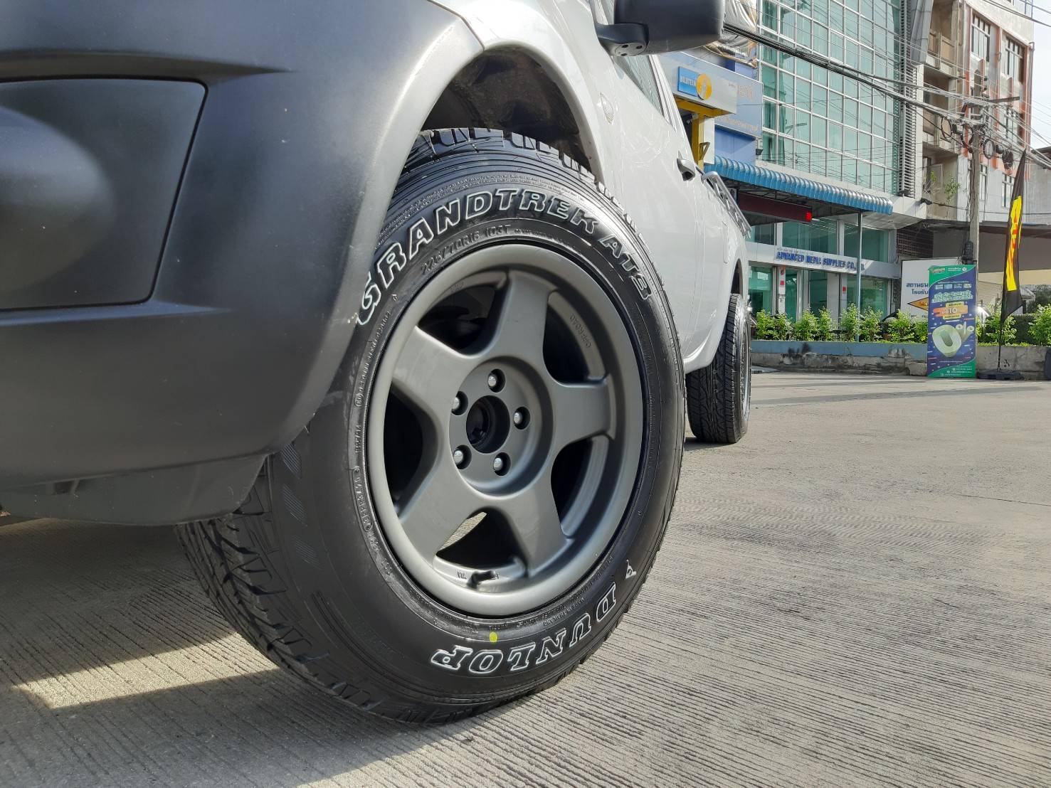 BRADLEY เบดเล่ย์ 16x8 6x139.7 ET+0 GM-FLAT