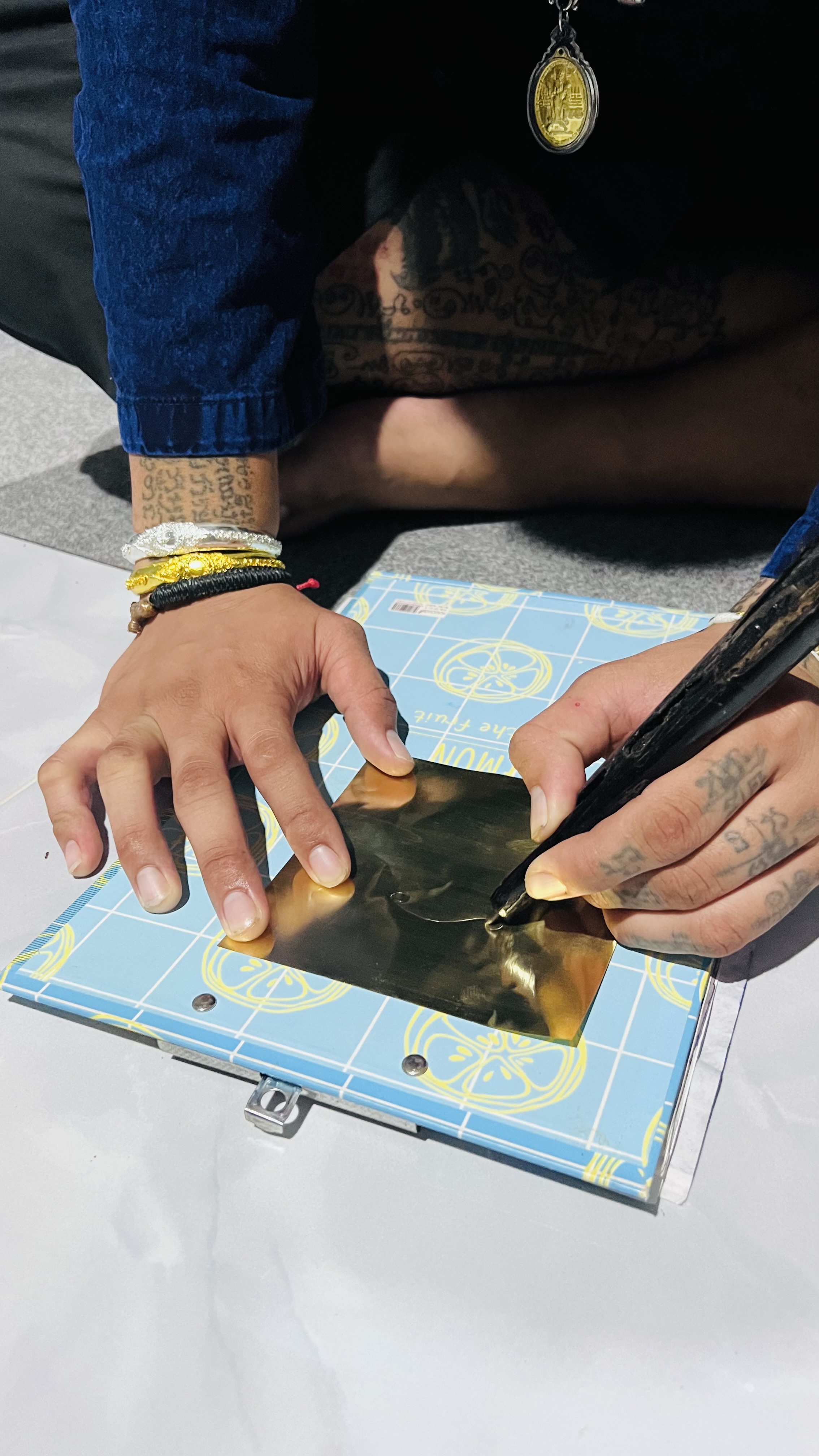 28/07/66 จารแผ่นตะกรุดสำหรับทำงั่ง อาจารย์ปอนด์ สมิงพราย ✔️