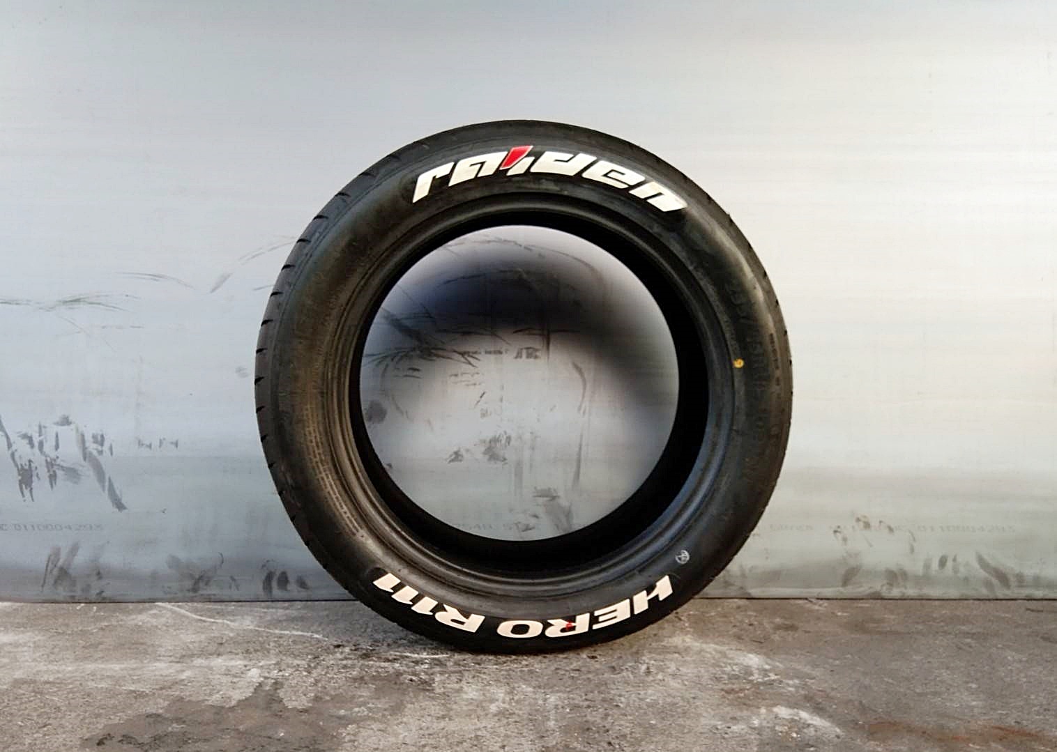 HERO R111 255/45R18 ยางซิ่งขอบขาว