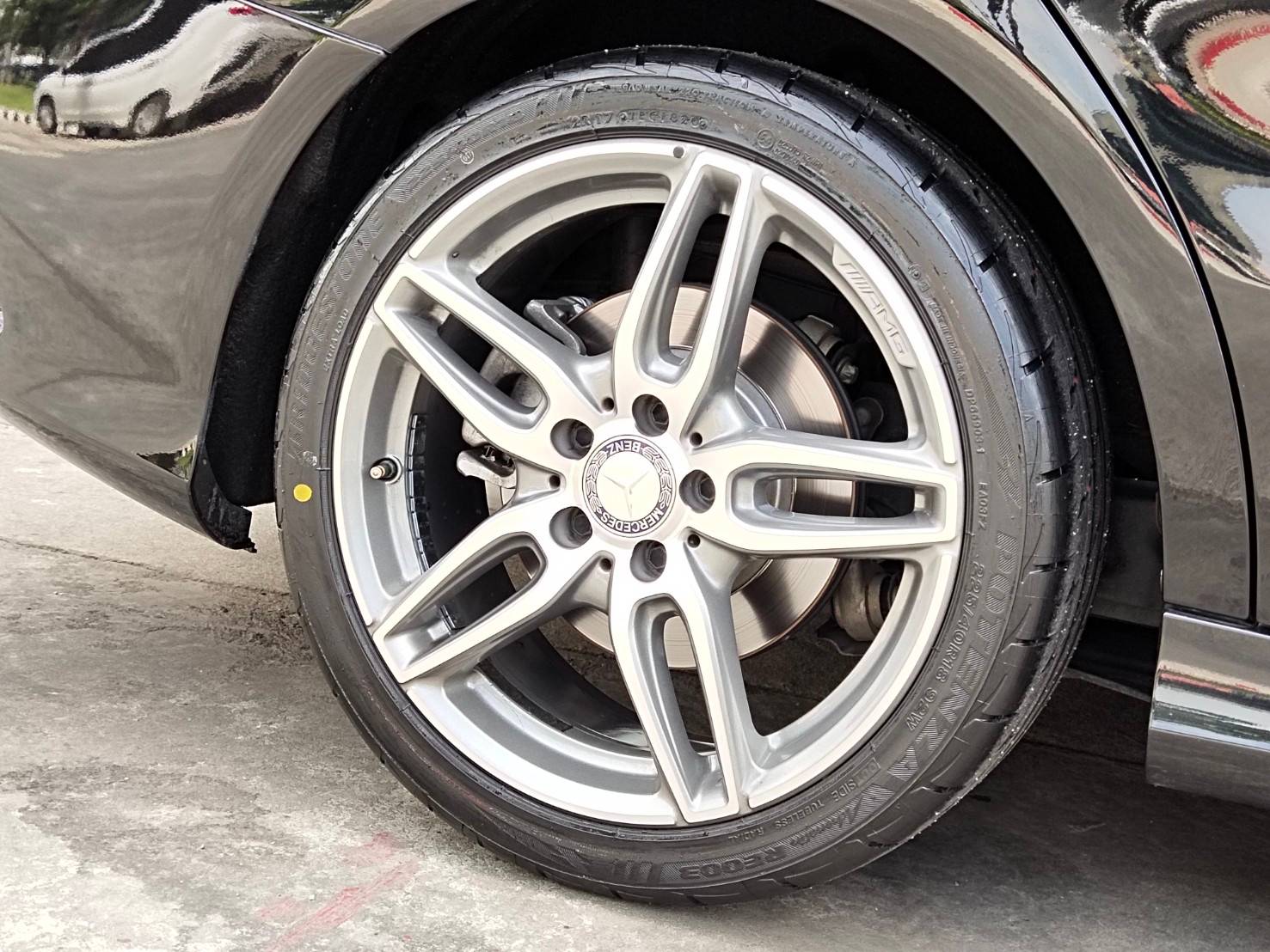 BRIDGESTONE Potenza Adrenalin RE003 225/40R18 ยางใหม่ปี20 ราคาพิเศษ