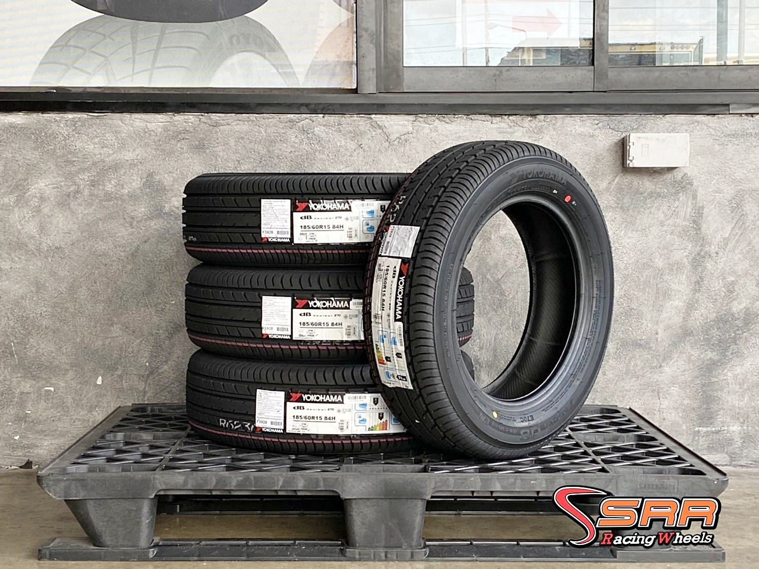 YOKOHAMA db decibel E70 185/60R15 ยางใหม่ปี20 ลดราคาพิเศษ