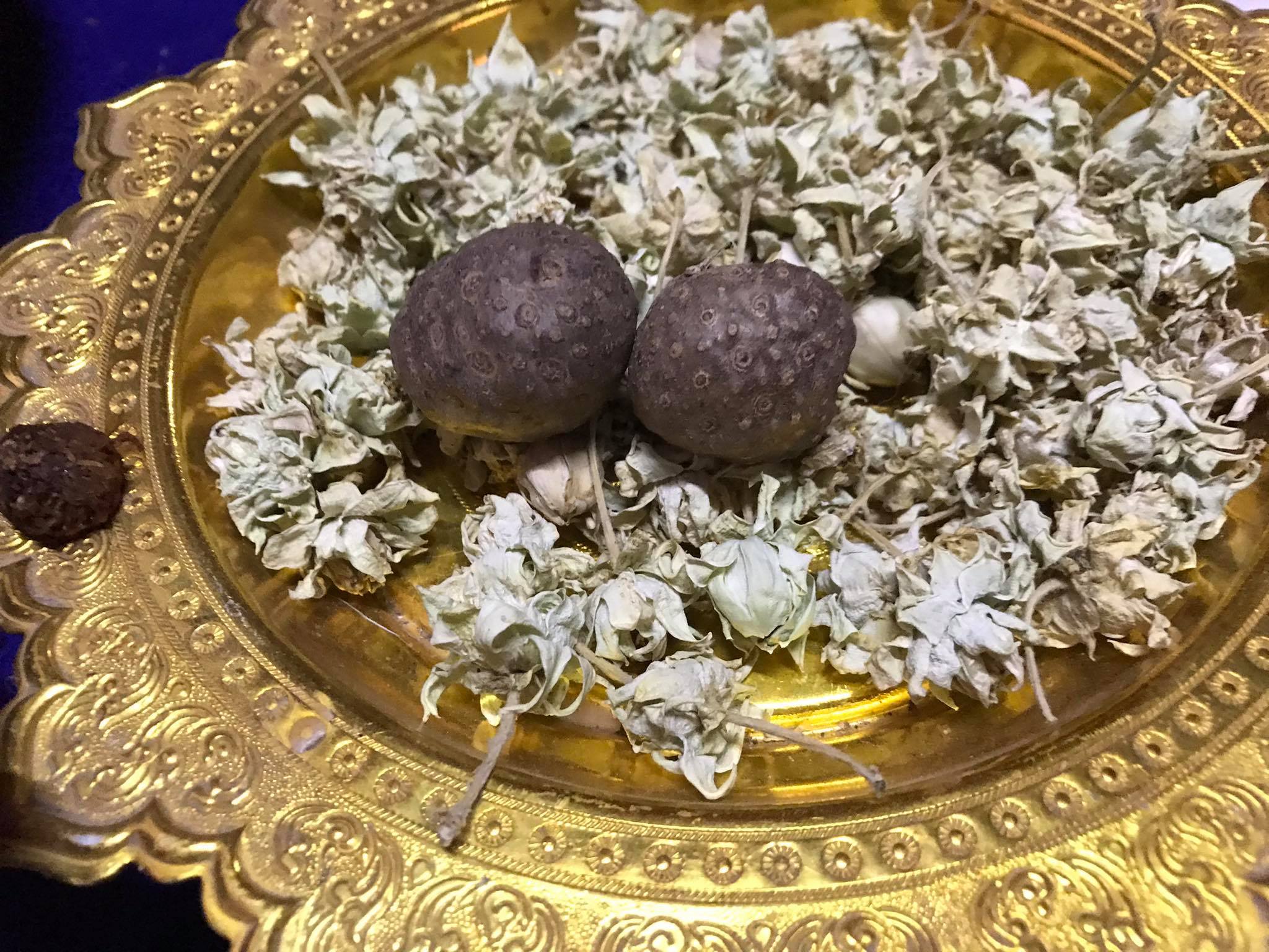 ตะกรุดมงคลยักษ์ อาจารย์เขมร