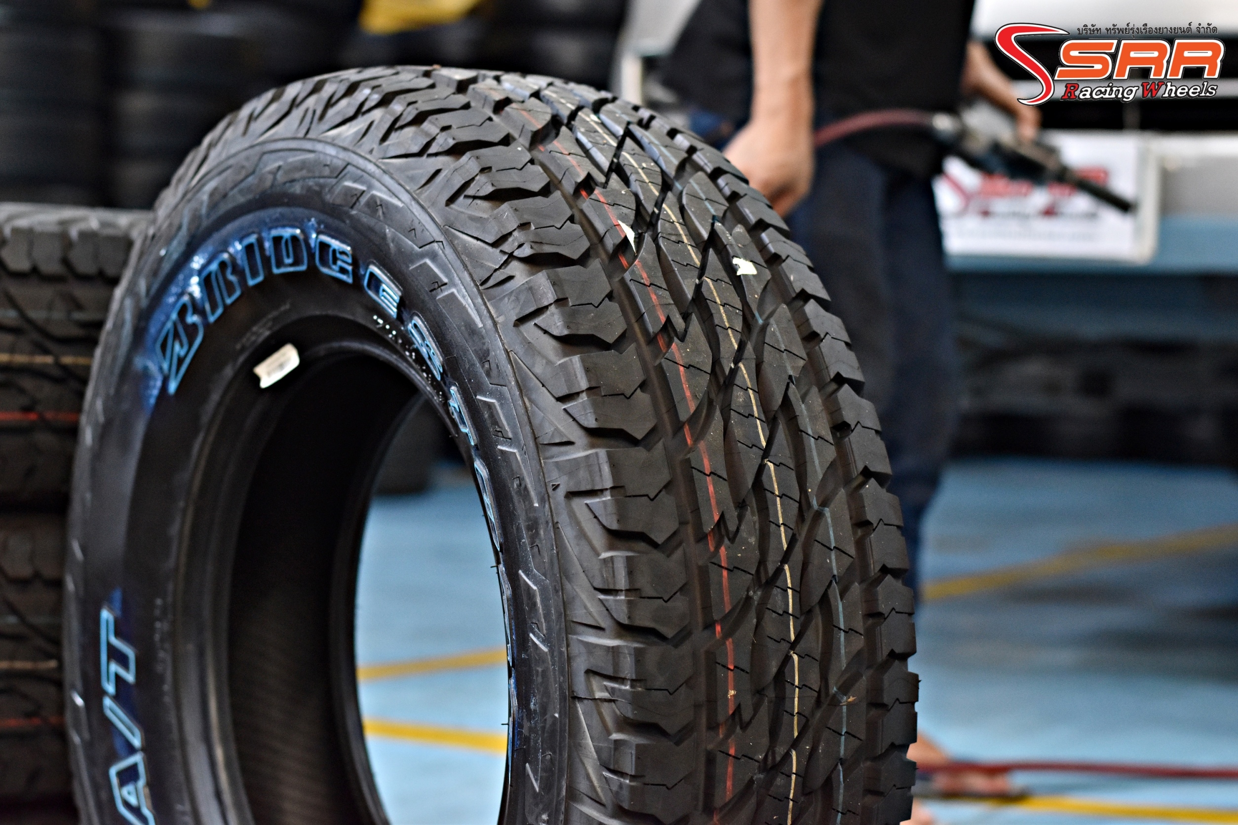 BRIDGESTONE DUELER A/T 697 265/70R16 ยางใหม่ปี19 ลดราคาพิเศษ