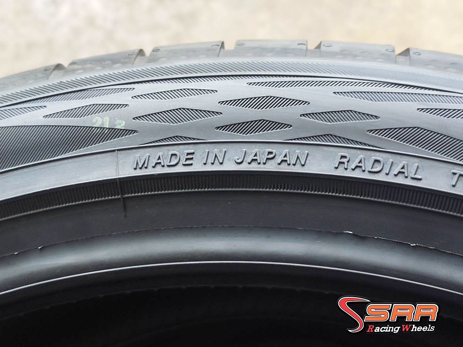 YOKOHAMA BluEarth-GT AE51 235/40R19 ยางญี่ปุ่น ลดราคาพิเศษ