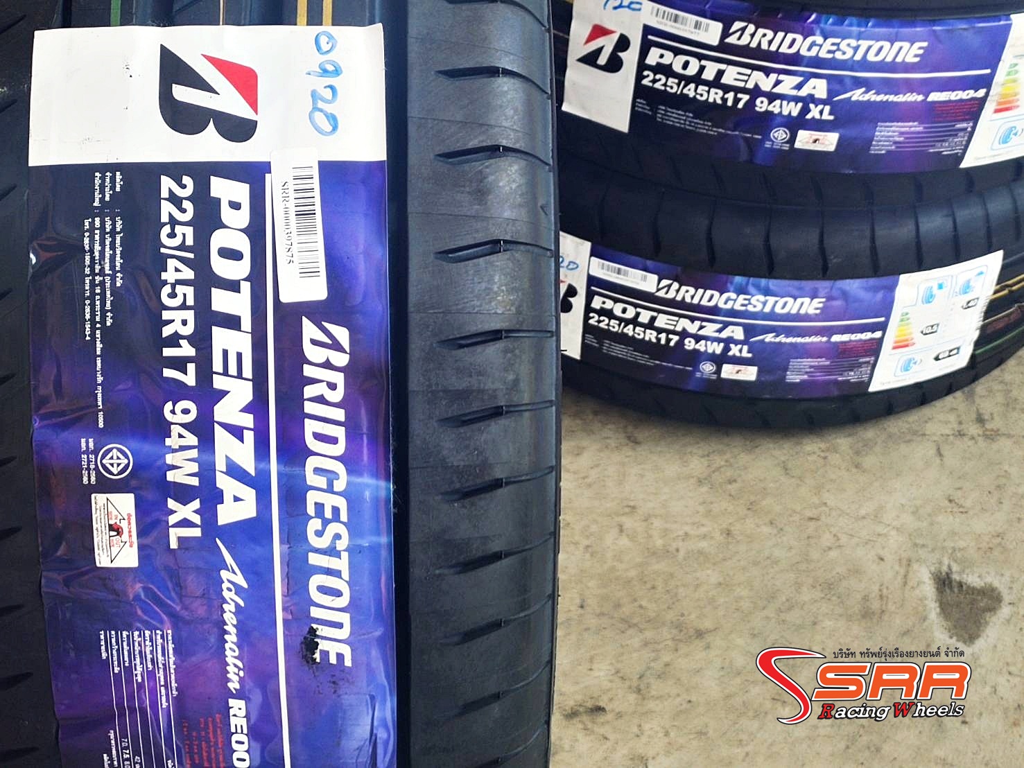 BRIDGESTONE RE004 225/45R17 ยางใหม่ปี2021 ราคาพิเศษ