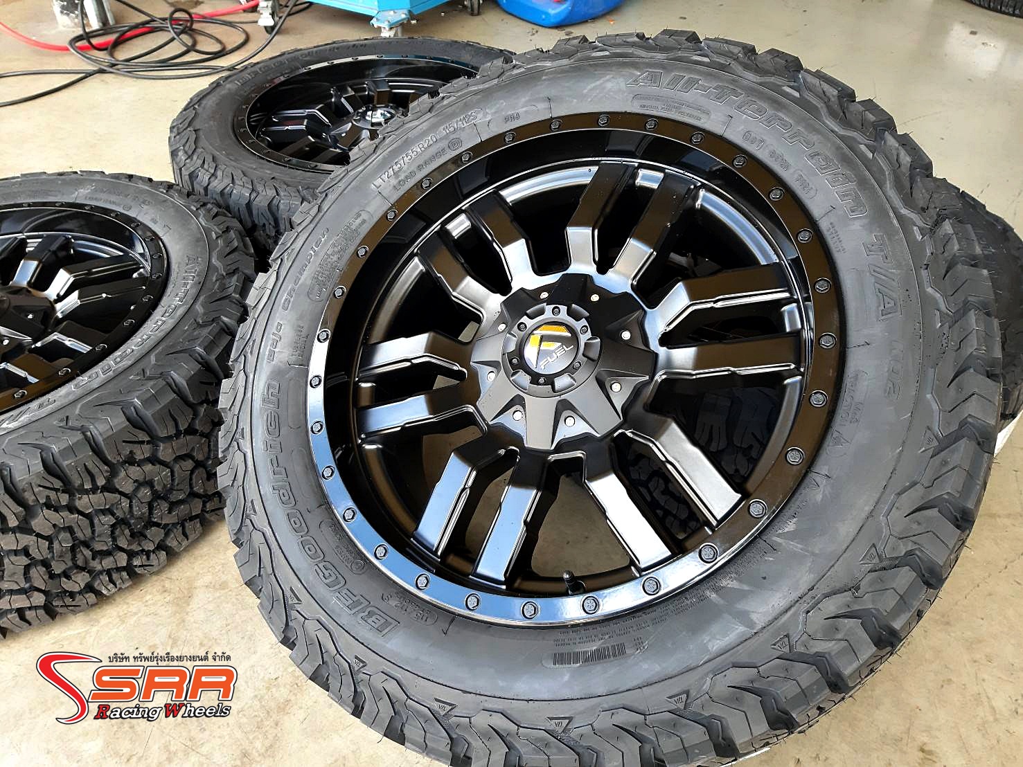FUEL SLEDGE D596 ขอบ20x9 ET20 6x135/6x139.7 TWO-TONE BLACK