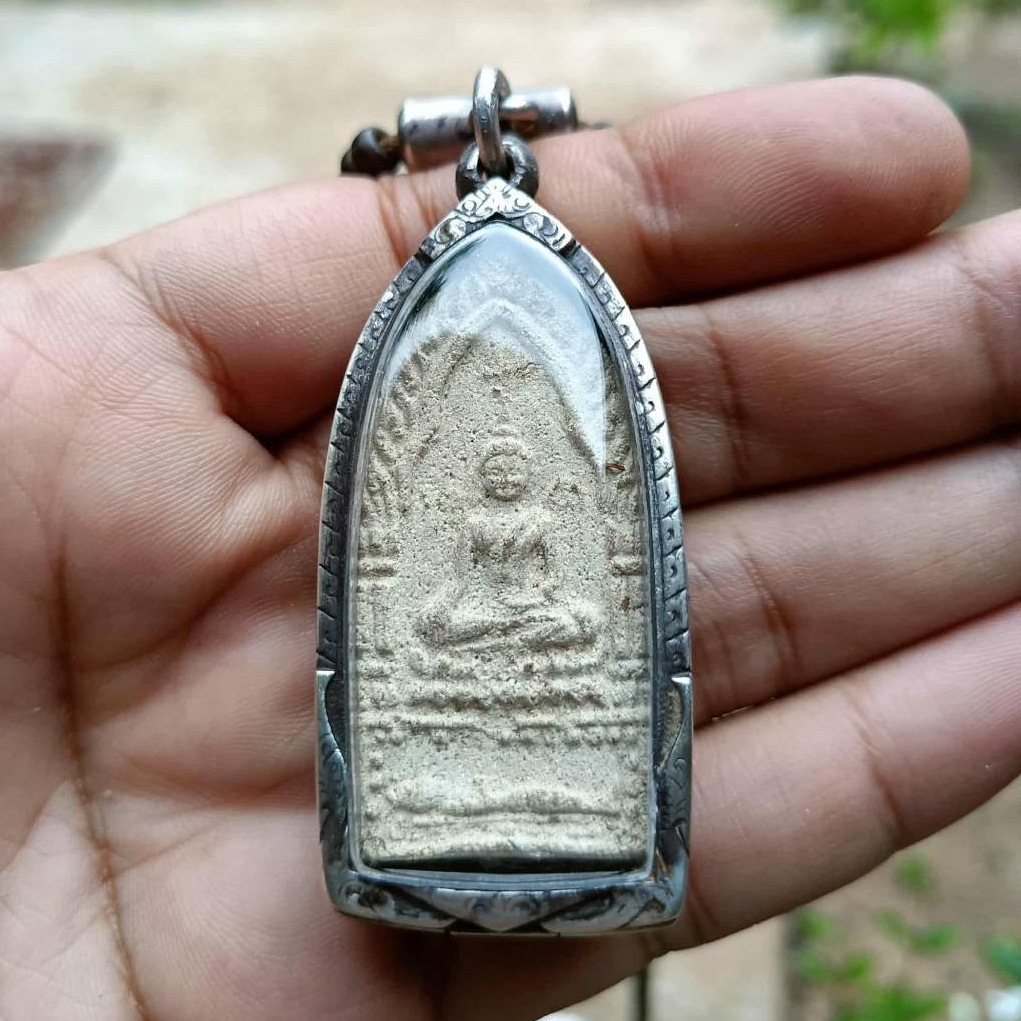 ขุนแผนสยบมารชุดบูชาครูปี พ.ศ 2545 อาจารย์เปล่ง บุญยืน องค์ประสบการณ์