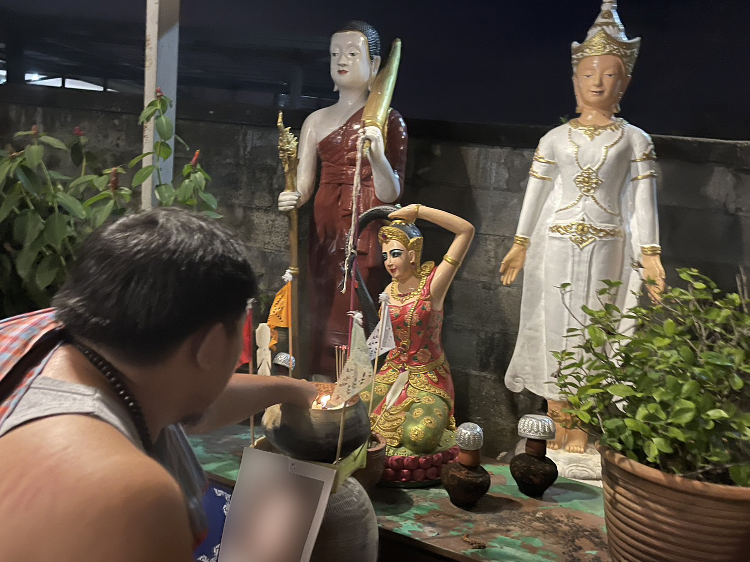 พิธีไฟม้างรัก อาจารย์เสก สำนักสักยันต์ป๋ารมีเศรษฐีเรือนคำ