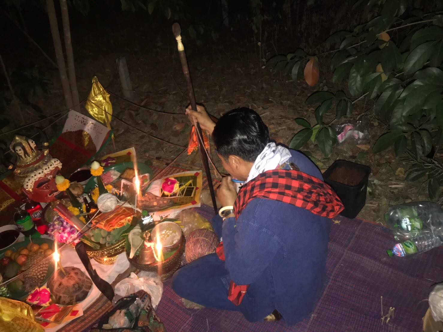 ⭕️ สีผึ้งนะหน้าทอง อาจารย์นุช วัดป่า