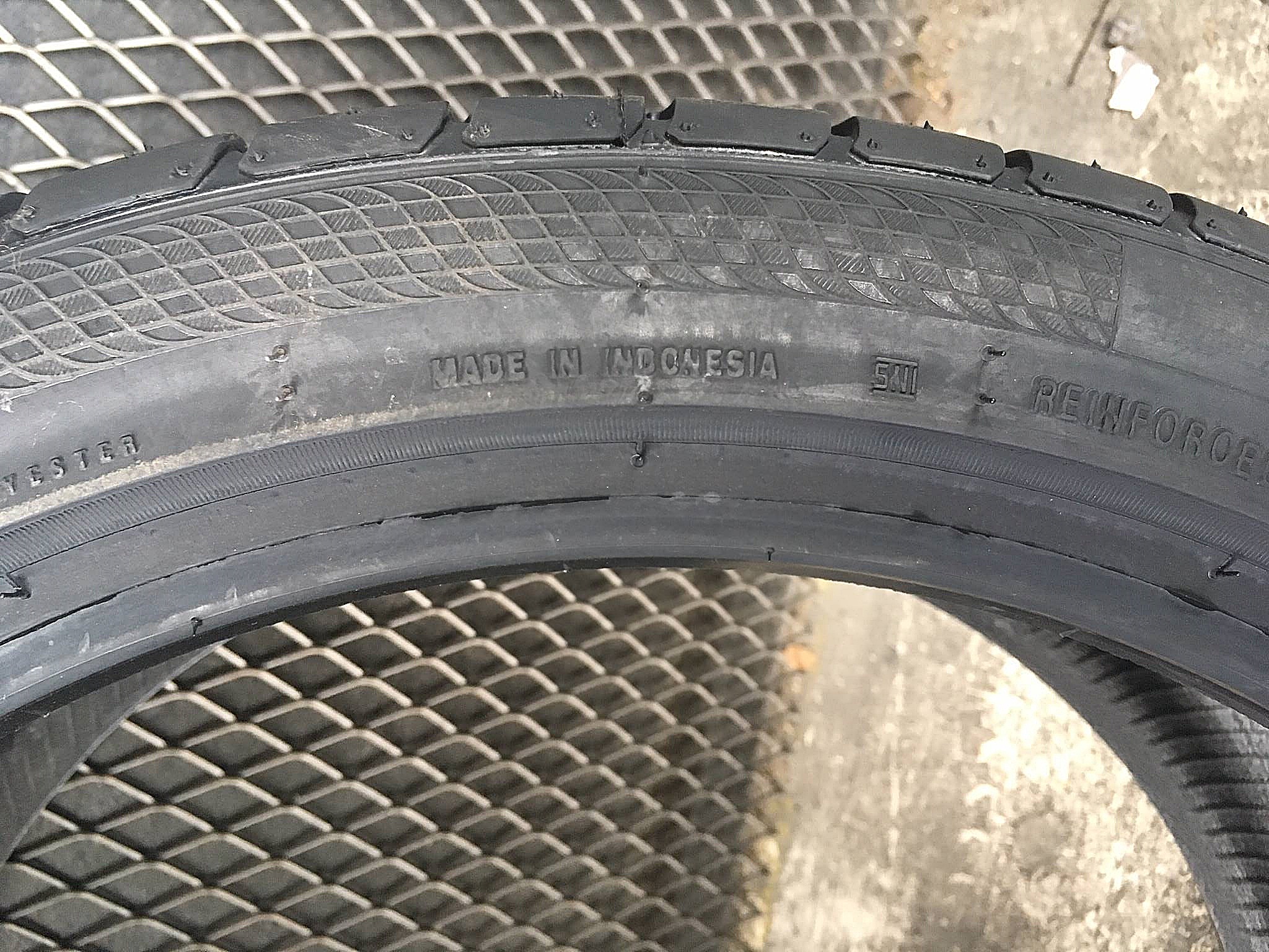 ACCELERA PHI 215/40ZR18 ปี19 ราคาเส้นละ 2,750 บาท