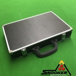 กระเป๋าหนังใส่ลูกสนุ๊ก 15 แดง ขอบอลูมิเนียม