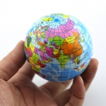 ลูกบอลนิ่ม บริหารมือ ลายแผนที่โลก