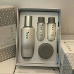 ชุดเยวาดัม YEHWADAM PURE ☺️✨BRIGHTENING SERUM SET (Serum 45ml.) เพื่อผิวกระจ่างใส