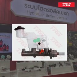 PMF816 แม่ปั๊มเบรก TOYOTA VIGO,VIGO SMART,FORTUNER, FORTUNER SMART MT,INNOVA'05 2.0 MT 4WD/2WD ตัวยาว มีรูกระปุกนํ้ามันเบรก 13/16"