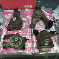 ชุดยางแท่นเครื่อง SKR : OEM JAPAN (Toyota Altis ปี2008-2013 ZZE141 เกียร์ออโต้ A/T)