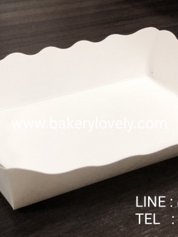 ถาดกระดาษสีขาว 11x18.5x3.5 cm ขอบหยัก ( เคลือบนอก )