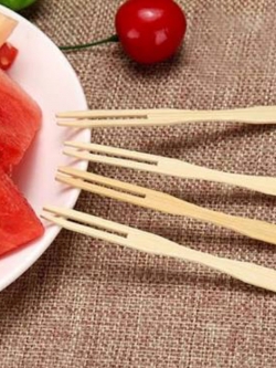 ส้อมไม้ ขนาด 9 cm