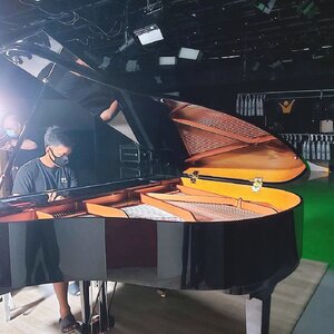 จัดส่งเปียโน Yamaha รุ่น GB1K