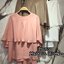 *พร้อมส่ง*Korea Style Tops :: เสื้อคอกลมตัวเก๋ ทรงปล่อยเย็บซ้อนชิ้นผ้าเป็นระบายรอบตัว