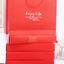 ผ้าเช็ดตัวรังผึ้ง แบบเซ็ตถุงกระดาษ สีแดง (12 กล่องคละสี)