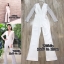*พร้อมส่ง*CN. Jumpsuit :: จั้มสูทคอวีตัวสวยแซ่บปัง ช่วงคอมีอะไหล่ห่วงคล้อง
