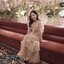 Landmee' Dress :: แม็กซี่เดรสสีทองตัวยาวคอกลมแขนสั้นระบาย แต่งผ้าผูกโบว์ที่คอ